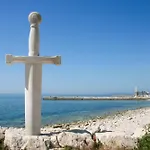 Just Meters From The Sea Lavica Beachfront アパート
