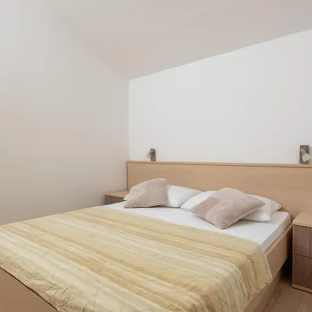 Appartamento Just Meters From The Sea Lavica Beachfront Podstrana
